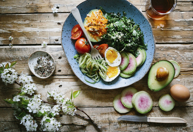 lunch with eggs, avocado and kale