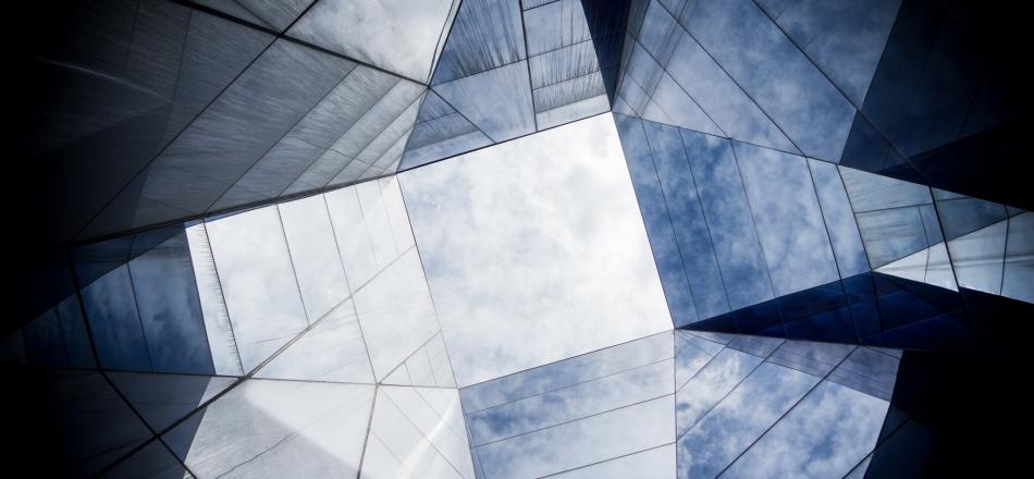 opening between buildings and sky